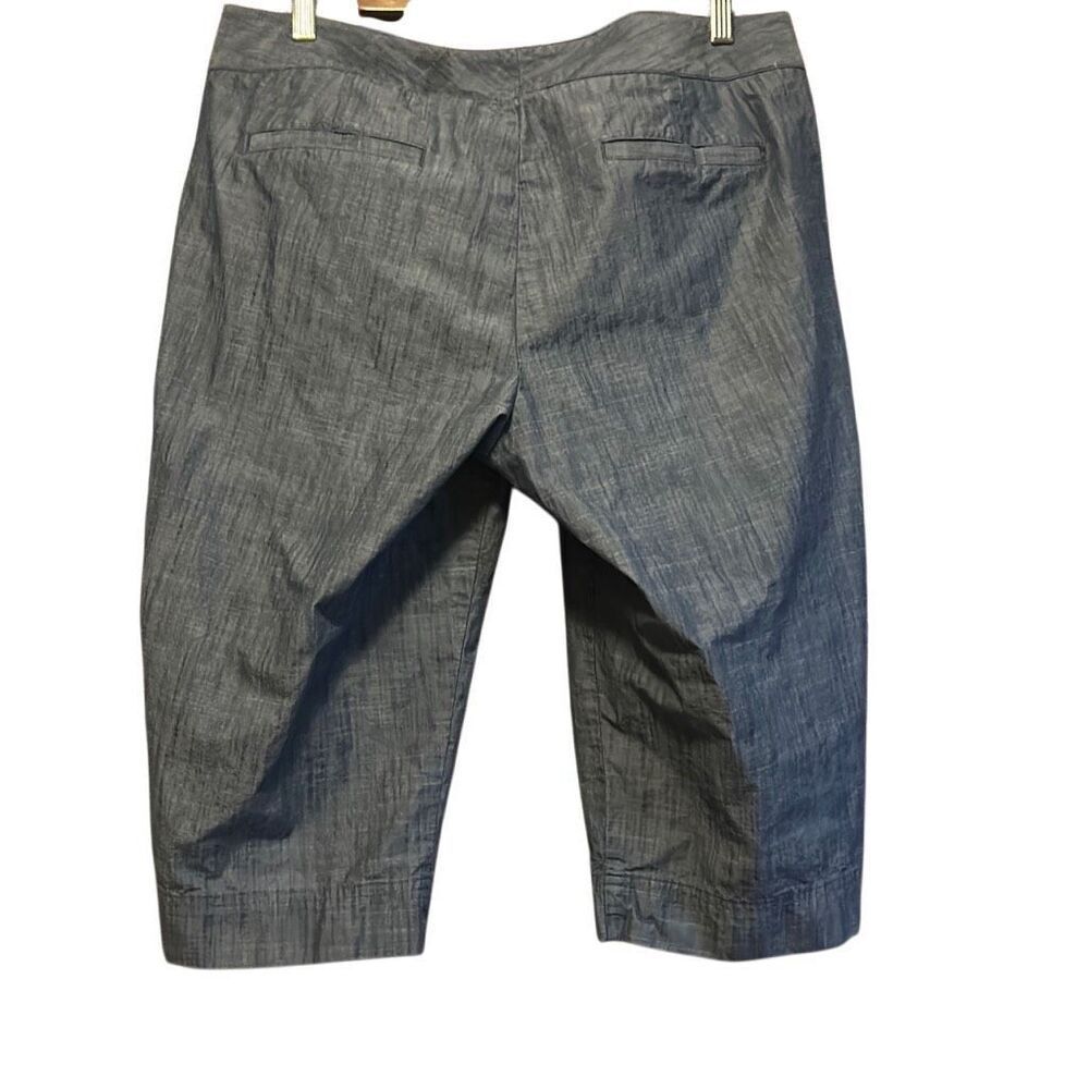 Chico's Women's Blue Chambray Capri Crop Pants Casual Summer - Picture 6 of 6